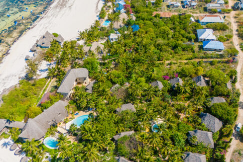 Beachfront Plot with Development Potential in Matemwe